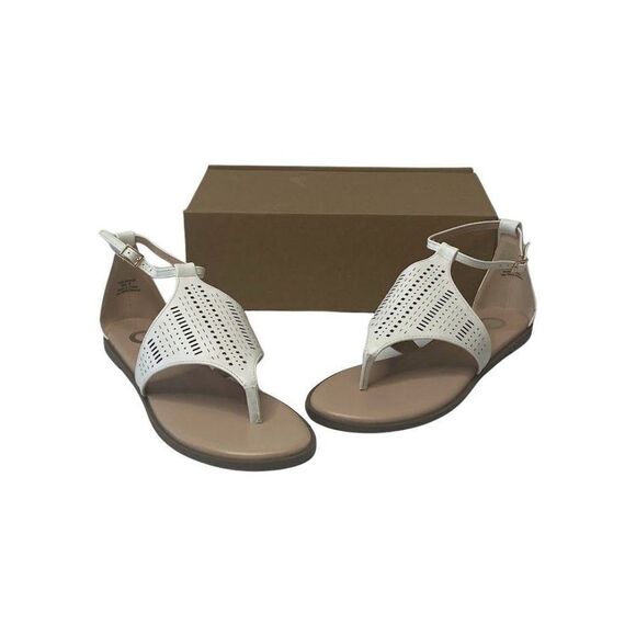 Journee Adjustable Thong Sandals 8 White Women's Boho Cushioned NEW‎ - Picture 1 of 9